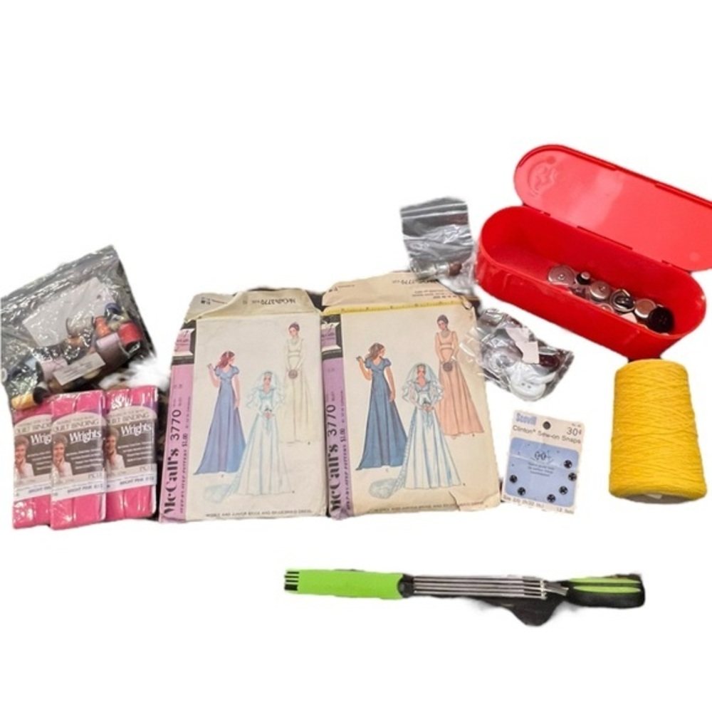 Lot of‎ Sewing Supplies Accessories Ball Scissors Threads Button Box Patterns